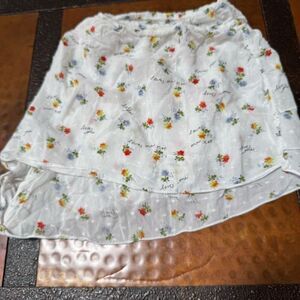 FREE People intimately white floral sleep shorts (L) Swiss dot cotton